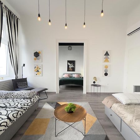 R&R Central Apartment Budapest Exterior photo